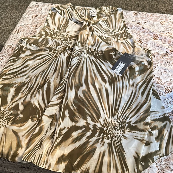 Top 🌻🌻🌻🌞 - Picture 2 of 4